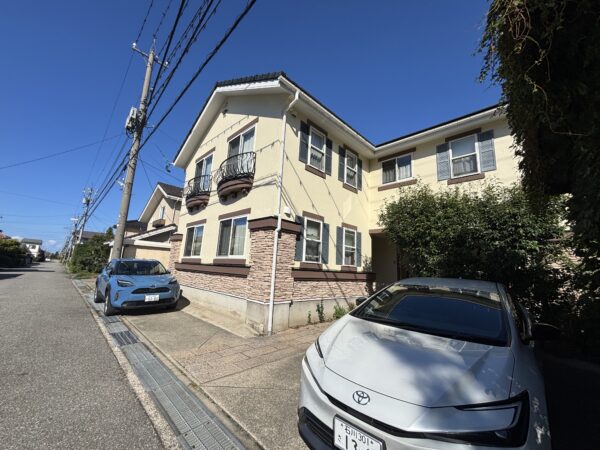 【白山市】外壁塗装｜築30年のくすみ・クラックを補修し美観を回復